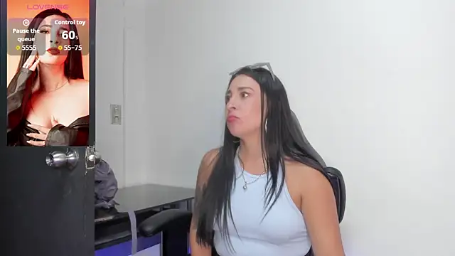 Bella_williamss_ live