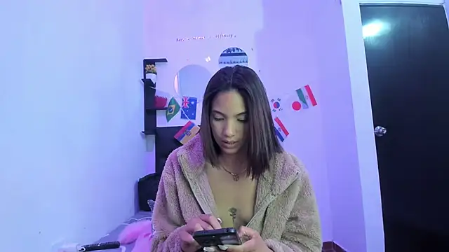 sapphire_brown20 live