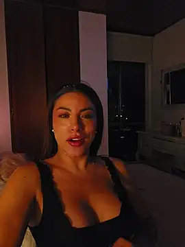 Karen_San_Miguel live