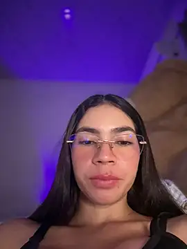 Eveliin_ruiz live