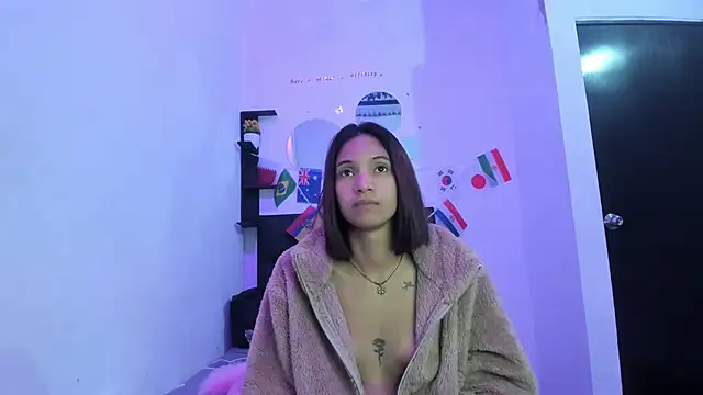 sapphire_brown20 live