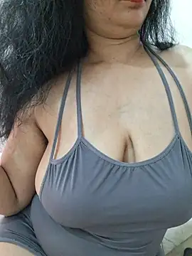 Jassi_Does live