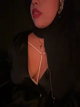 zahra_Jalid live
