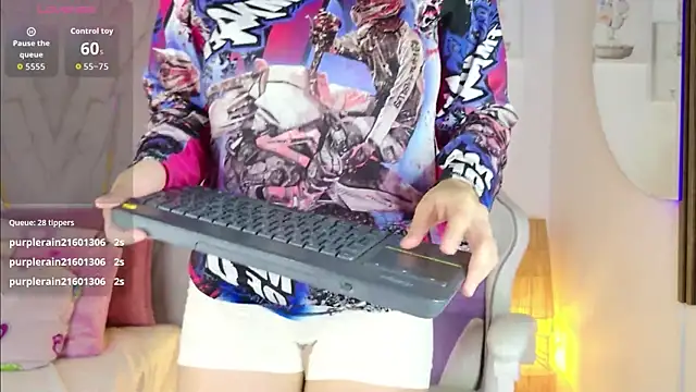 mia_099 live