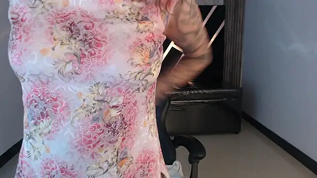 DamiaOshun_ch live
