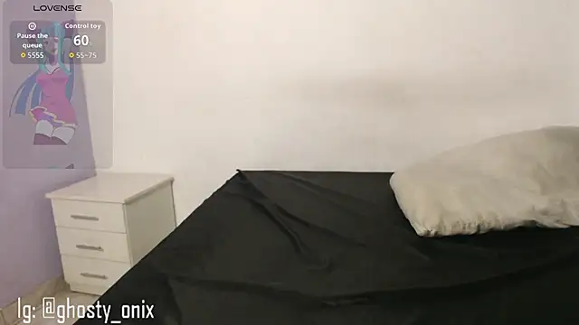 onixandghosty1 live