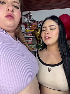 kitty__pinnk live