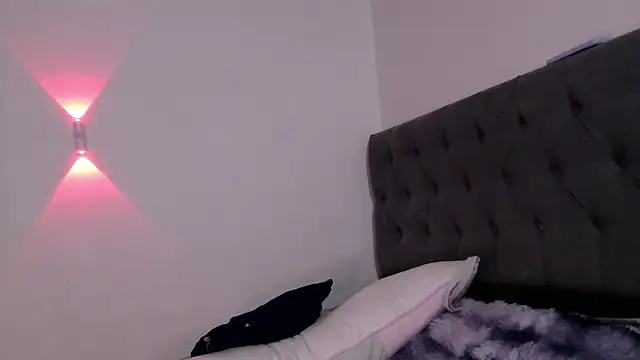 Bella_Karoline live