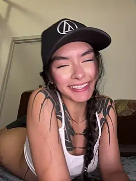 cristal_roberts live
