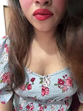 Yours_riya11 live