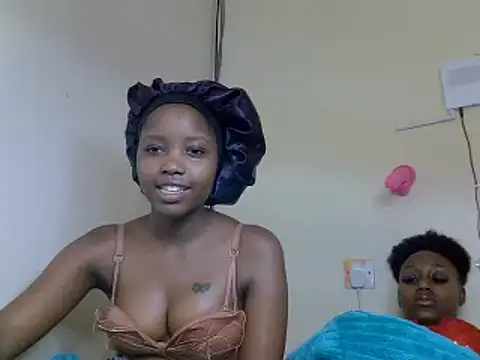 Pretty_kitty48 live
