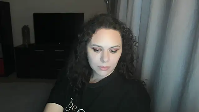 MollyCheiz live