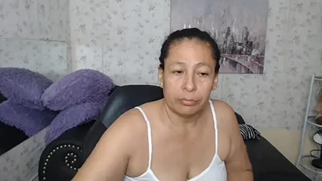 mature_martina live