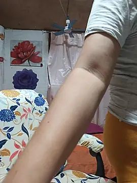 Filipina_Desire live