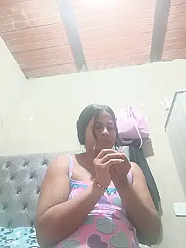 Giselabrunette25 live