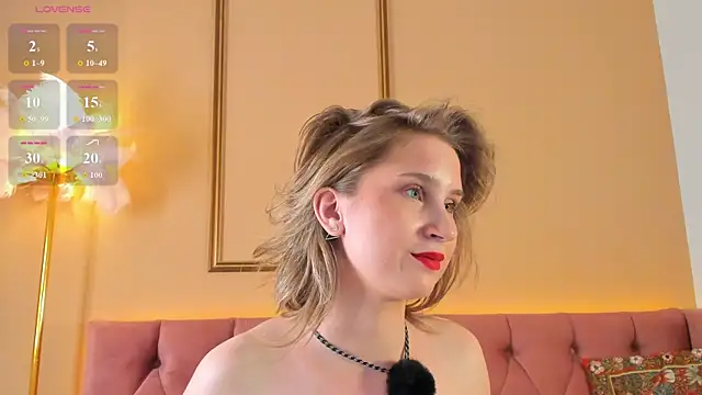 Lilianadaniels live