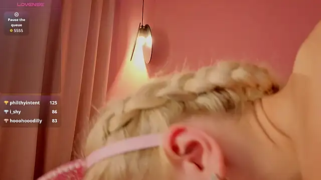 Bella_Stewarttt live