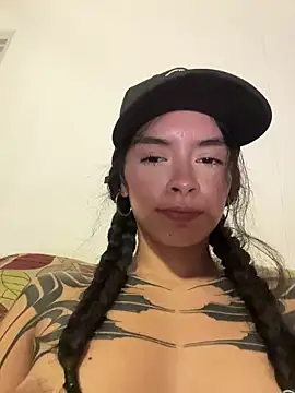 cristal_roberts live