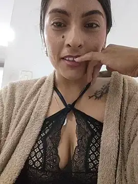 Fox_Roxxan live