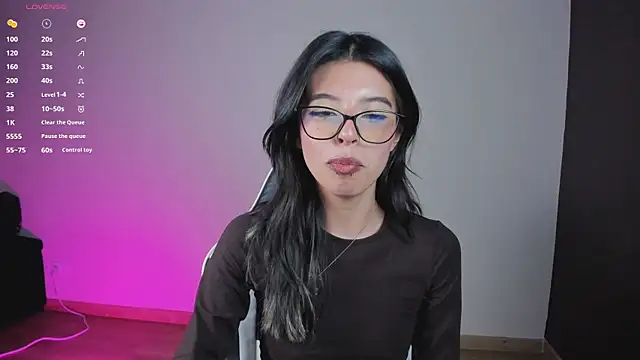 NanakoDollx live