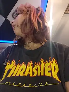 Sarah_Lark- live