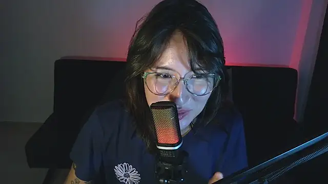 Yuliennegg live