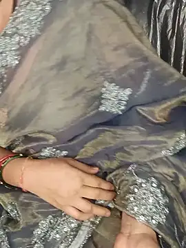 Miss_retika live