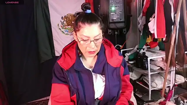 LaInsaciableIntensa live