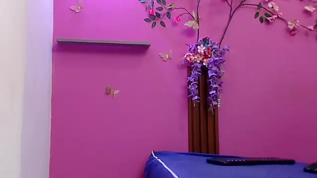 skinnybarbie022 live