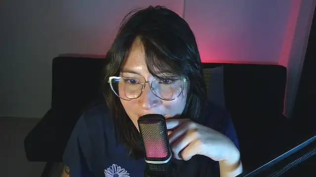 Yuliennegg live