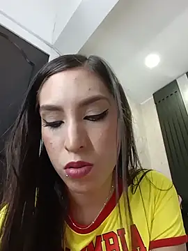 Chloemendoza live