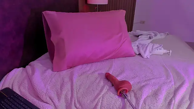 eimy_jones_ live