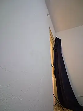 Alliceadams live