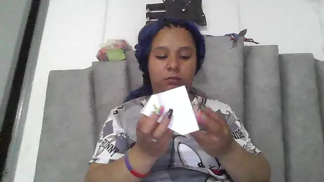 Charis_21 live