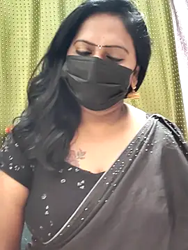 Meera_mia live