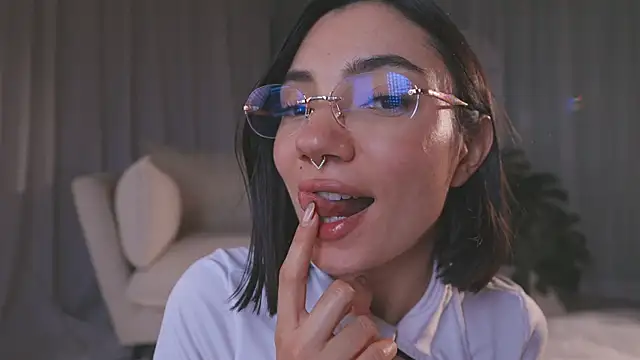 AmyArmstrong live