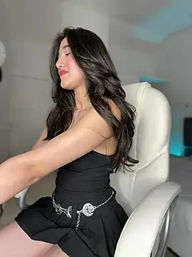 julieta_jhonss live