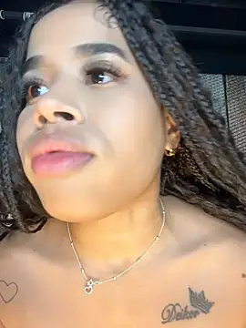 EmmaExoticaXXX live