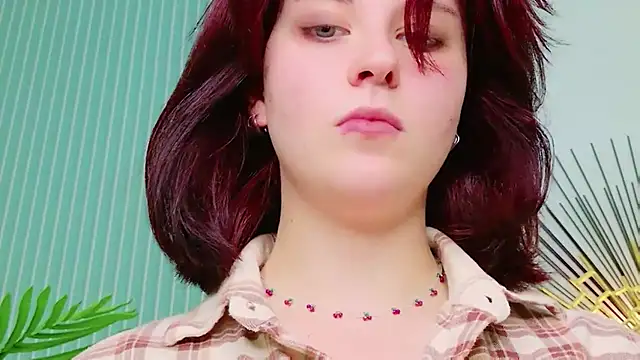 Milana_Bold profile