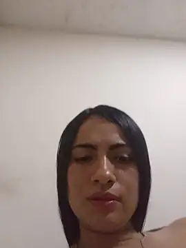 DaniellaGiraldo live