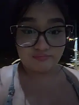 Hailey-Fox live