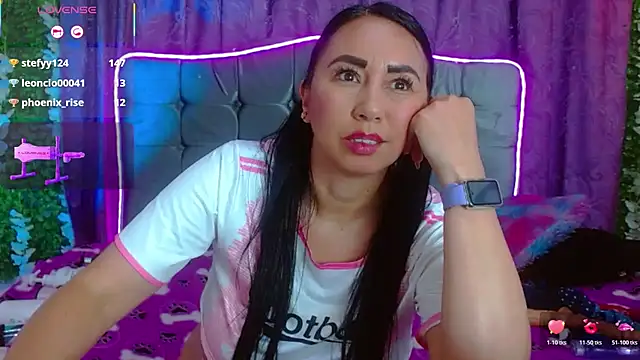 ariana-lopez live
