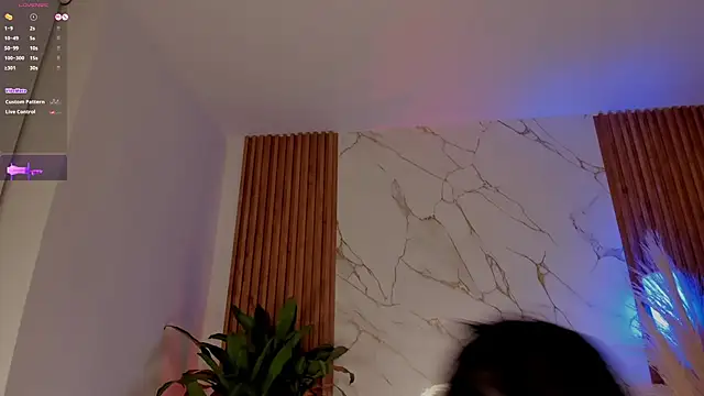 sara_gwen live
