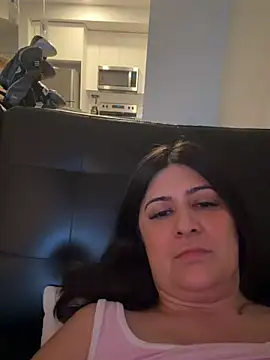 Ava_Rain live