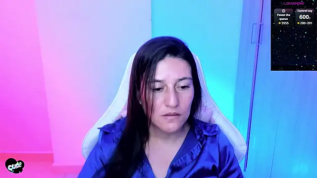 Saskyaa live