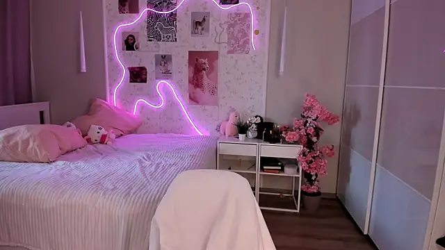 Ella_Lane live