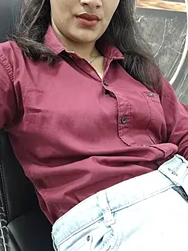 Ritika_jha01 live