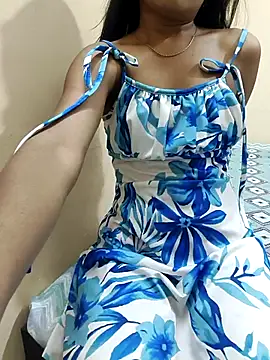 Shanaya_001 live