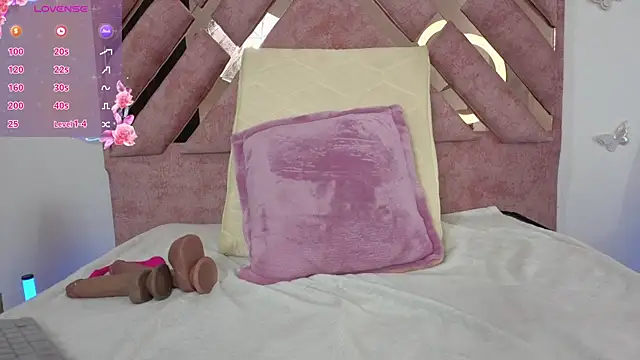 Chloe_02g live