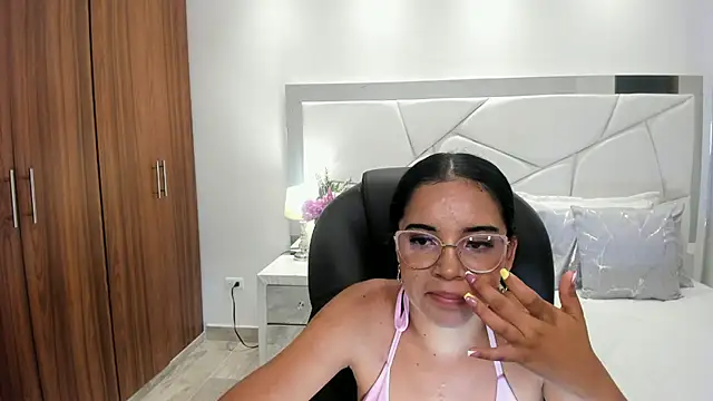 alana_martiins live
